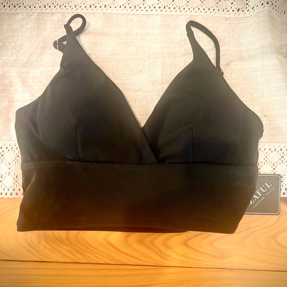 Women’s swim bikini top. Size medium